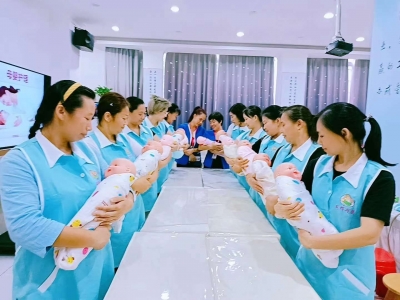 珠海正規(guī)專業(yè)的高級育嬰師培訓(xùn)班學(xué)校哪家好？